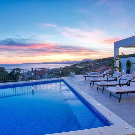 Apartment Luxury Life Podstrana