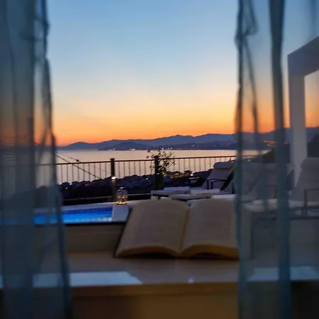 Luxury Life Podstrana