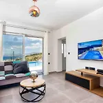 Luxury Life Podstrana